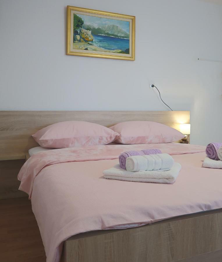 Studio Apartman Mia Stobreč Exterior foto